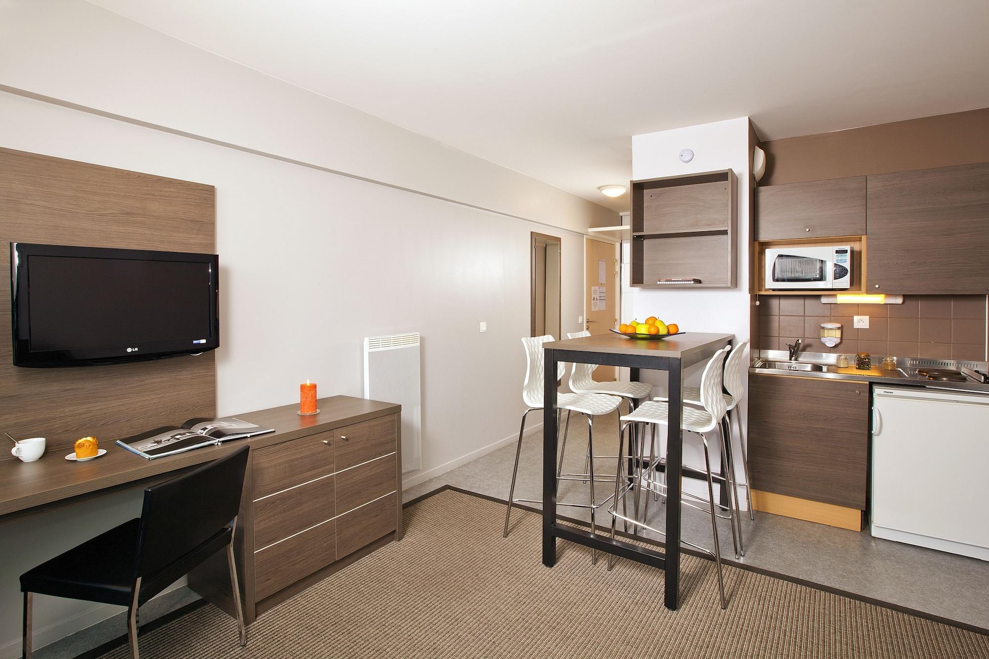 Sejours & Affaires Lille Europe Aparthotel Εξωτερικό φωτογραφία