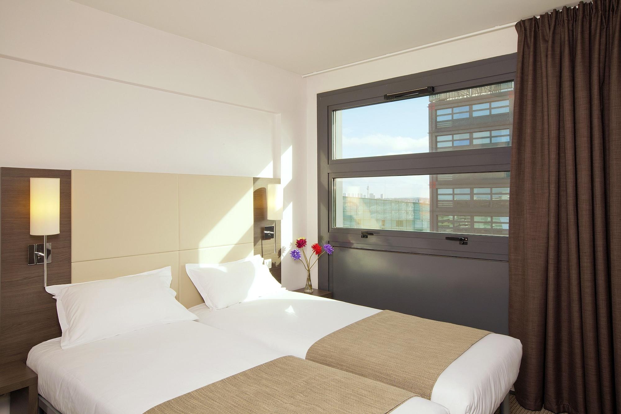 Sejours & Affaires Lille Europe Aparthotel Εξωτερικό φωτογραφία